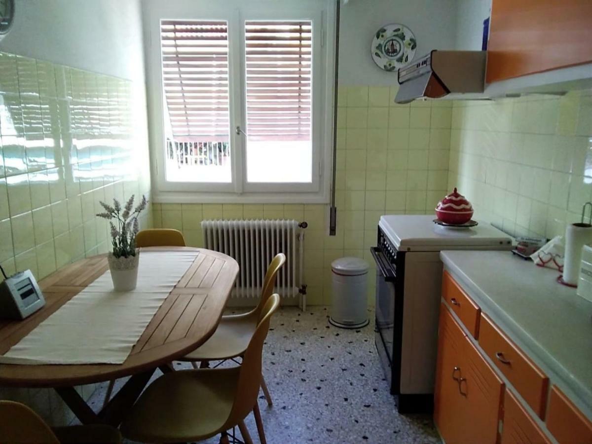 Dora'S Apartment Athens Luaran gambar